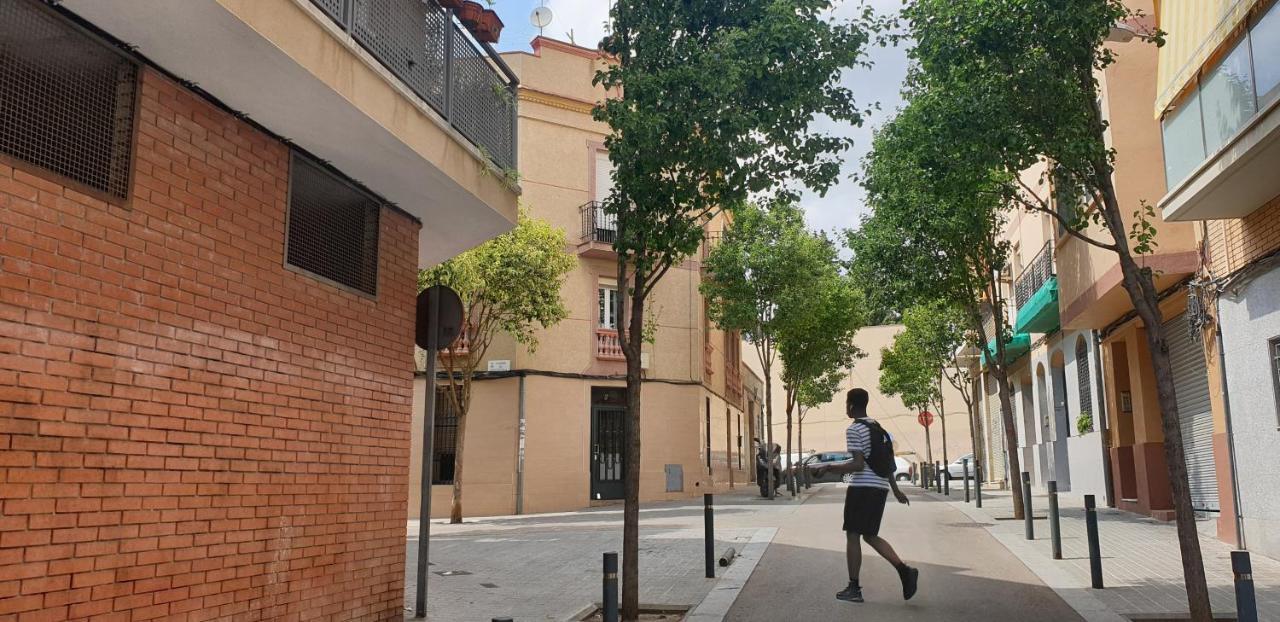 Subway Station Apartment Near Camp Nou L’Hospitalet de Llobregat Exterior foto