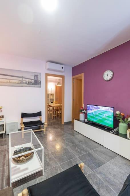 Subway Station Apartment Near Camp Nou L’Hospitalet de Llobregat Exterior foto